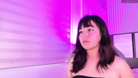 pink_as online show from 27, 7, 2026