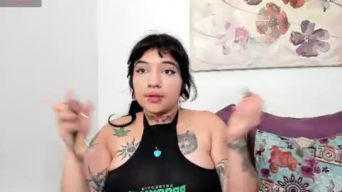 weedcandy ig y twitter xpink dustt online show from 19, 6, 2026
