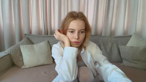 pink_lila18 online show from 10, 3, 2026