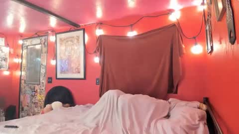 Snapshot of pinkandheated chatting on 24, 12, 2024 Virginity smiles online show from 24, 12, 2024