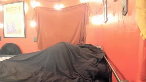 Snapshot of pinkandheated chatting on 31, 12, 2024 Virginity smiles online show from 31, 12, 2024