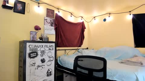 Snapshot of pinkandheated chatting on 19, 9, 2025 Virginity smiles online show from 19, 9, 2025