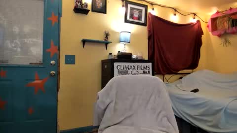 Snapshot of pinkandheated chatting on 23, 11, 2025 Virginity smiles online show from 23, 11, 2025