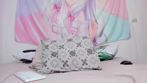 Snapshot of pinkberry_boy chatting on 18, 11, 2025 Vio online show from 18, 11, 2025