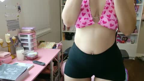 pinkcheetodomain online show from 14, 2, 2025