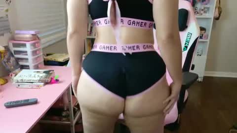 pinkcheetodomain online show from 18, 2, 2025