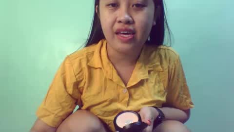 Snapshot of pinkish_shine chatting on 19, 2, 2025 Hi its me shine online show from 19, 2, 2025