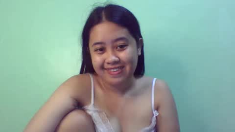 Snapshot of pinkish_shine chatting on 21, 2, 2025 Hi its me shine online show from 21, 2, 2025