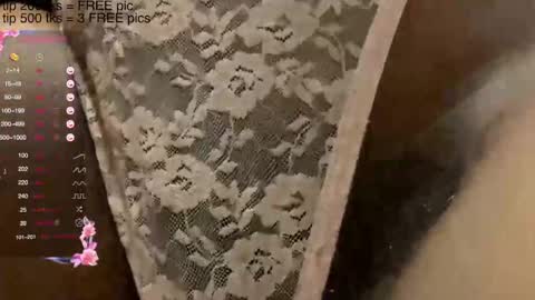 Snapshot of pinkrosaaa chatting on 29, 1, 2025 Rosa Vids Pics 50 off online show from 29, 1, 2025