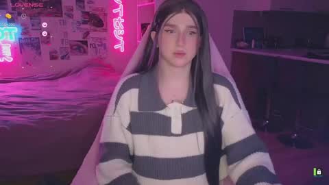 pinkvenom_ online show from 25, 4, 2026