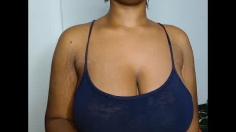 Snapshot of pinkxsugar chatting on 28, 11, 2025 pinkxsugar online show from 28, 11, 2025