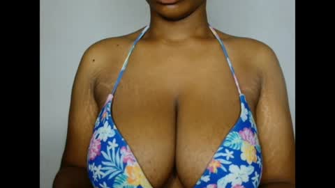 pinkxsugar online show from 28, 4, 2026