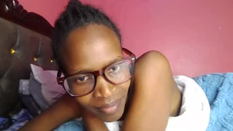 pinky_cockoo online show from 19, 6, 2026