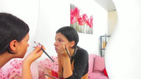 Snapshot of pinky_f00x chatting on 5, 6, 2026 pinky_f00x online show from 5, 6, 2026
