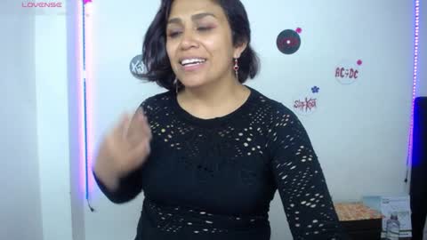 VIOLETA LOPEZ online show from 6, 7, 2026
