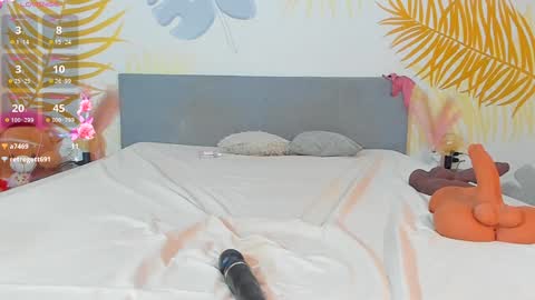 Snapshot of pinkyishere chatting on 6, 3, 2025 Pinkyishere online show from 6, 3, 2025