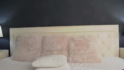  Pink  online show from 6, 2, 2025