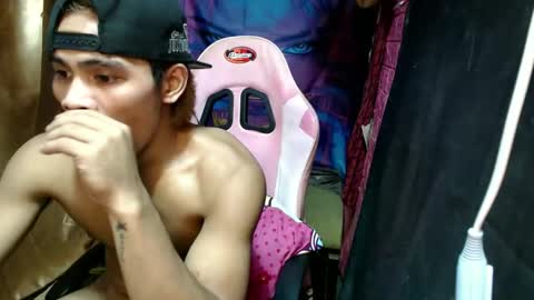 Snapshot of pinoy_fuckboy69 chatting on 6, 2, 2026 pinoy_fuckboy69 online show from 6, 2, 2026