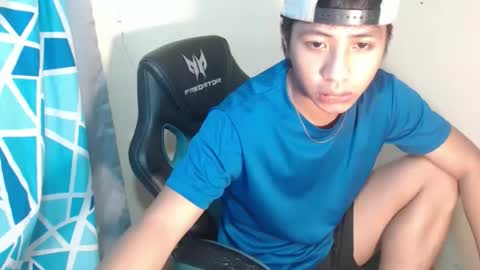 Snapshot of pinoy_fuckboyxxx chatting on 2, 5, 2026 pinoy_fuckboyxxx online show from 2, 5, 2026