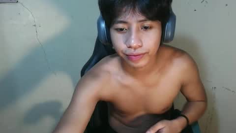 Snapshot of pinoy_fuckboyxxx chatting on 14, 5, 2026 pinoy_fuckboyxxx online show from 14, 5, 2026