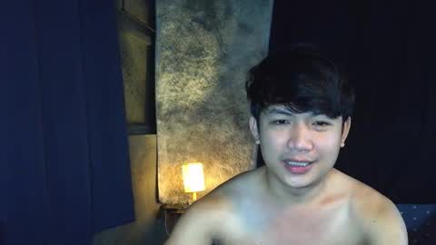 Snapshot of pinoy_petitehugecock chatting on 14, 12, 2025 alex online show from 14, 12, 2025