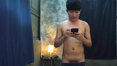 Snapshot of pinoy_petitehugecock chatting on 16, 12, 2025 alex online show from 16, 12, 2025