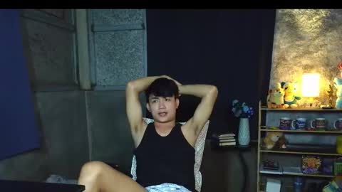 Snapshot of pinoy_petitehugecock chatting on 13, 1, 2026 alex online show from 13, 1, 2026