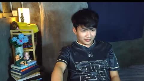 Snapshot of pinoy_petitehugecock chatting on 4, 2, 2026 alex online show from 4, 2, 2026