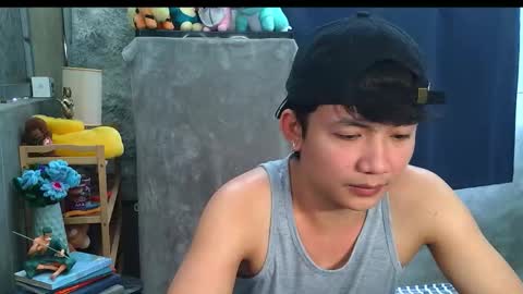 Snapshot of pinoy_petitehugecock chatting on 11, 2, 2026 alex online show from 11, 2, 2026