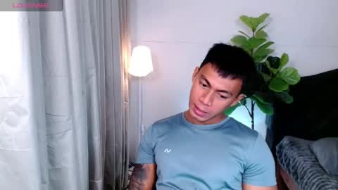 Snapshot of pinoymilker chatting on 6, 6, 2026 ethan online show from 6, 6, 2026