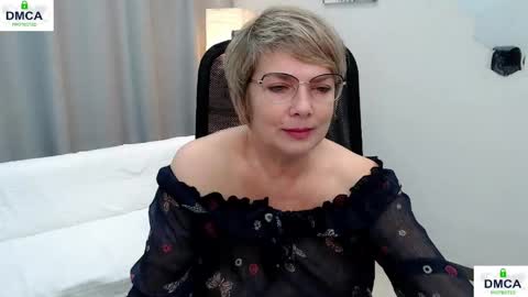 Bella online show from 23, 4, 2026