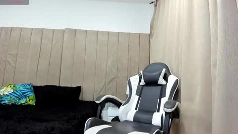 Snapshot of pipe_hot04 chatting on 22, 5, 2026 pipe hot04 online show from 22, 5, 2026