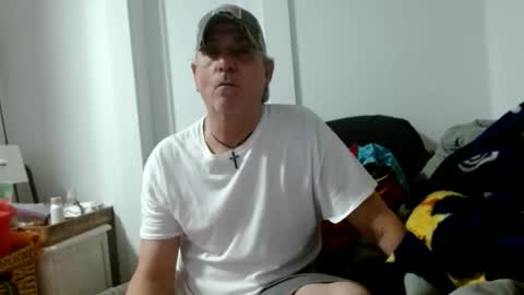 Snapshot of pirate334 chatting on 25, 5, 2026 pirate334 online show from 25, 5, 2026