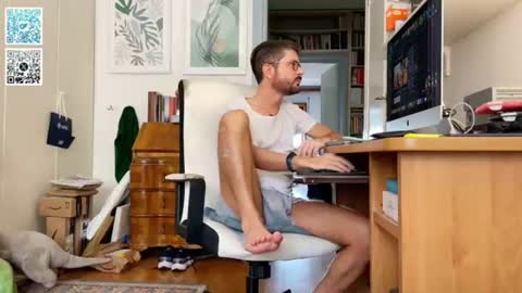 Snapshot of pisellone_roma chatting on 5, 8, 2026 pisellone roma online show from 5, 8, 2026