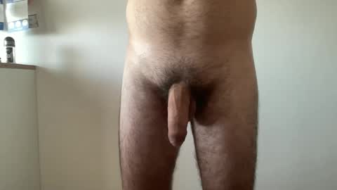 pisellone_xxl online show from 25, 1, 2025