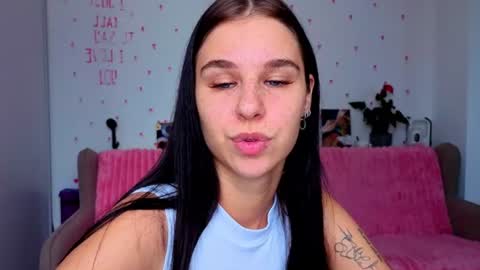 Molly online show from 28, 6, 2026