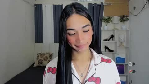 pixiedoll_ online show from 10, 2, 2026