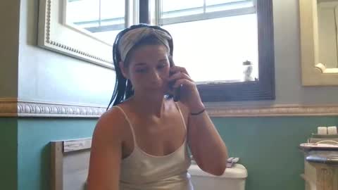 PixieLuxXx online show from 14, 4, 2026