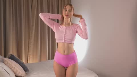 Lana online show from 3, 3, 2026