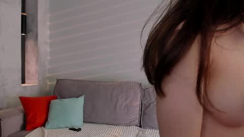 Snapshot of pixiesdoll chatting on 24, 5, 2026 Mila online show from 24, 5, 2026