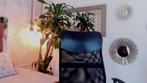 cris online show from 23, 1, 2025