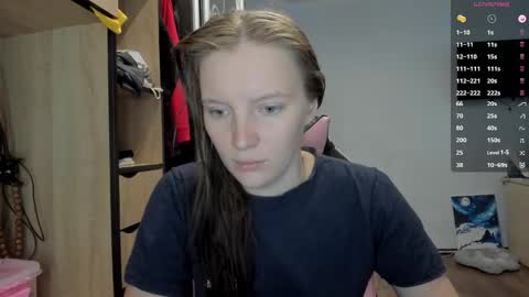 Snapshot of playful_mary chatting on 18, 9, 2025 Masha online show from 18, 9, 2025