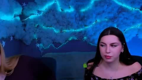 Sophie online show from 22, 4, 2026