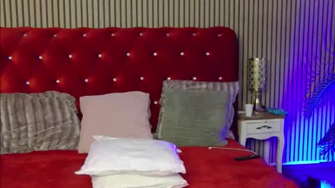 Snapshot of playfulsamy chatting on 25, 5, 2026 PlayfulSamy online show from 25, 5, 2026
