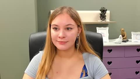 Valeria online show from 1, 2, 2025