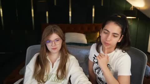 Lana online show from 23, 4, 2026