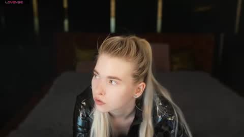 Lana online show from 9, 6, 2026
