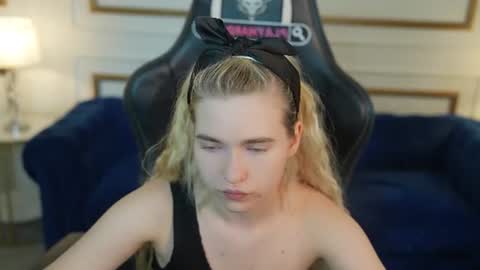 Lana online show from 5, 7, 2026