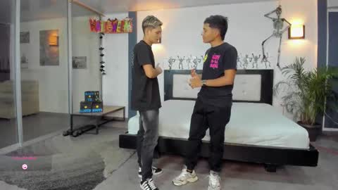   online show from 10, 10, 2025