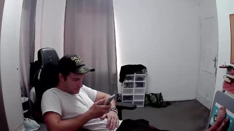 Snapshot of plkrisztian chatting on 9, 10, 2025 plkrisztian online show from 9, 10, 2025